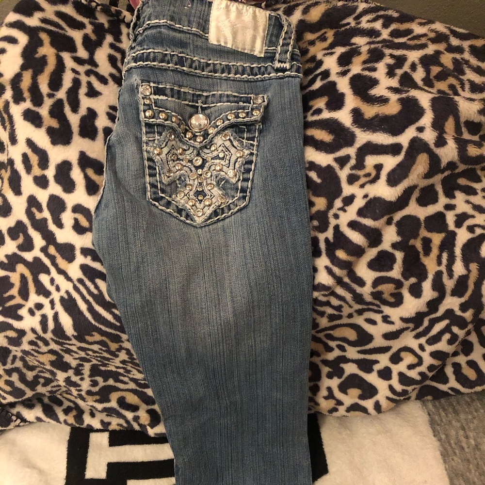 La idol size 7 capris.